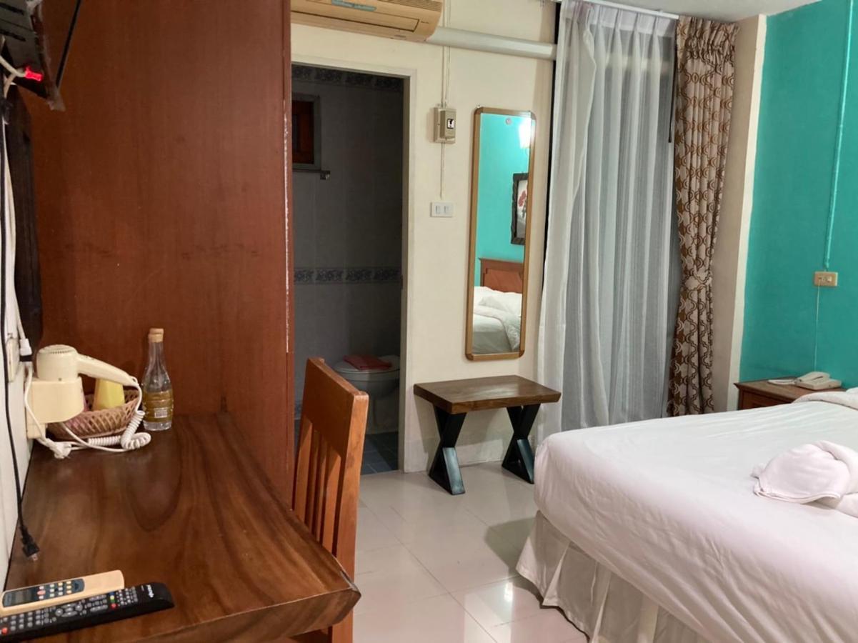 Hotel Md House Chiang Mai Esterno foto