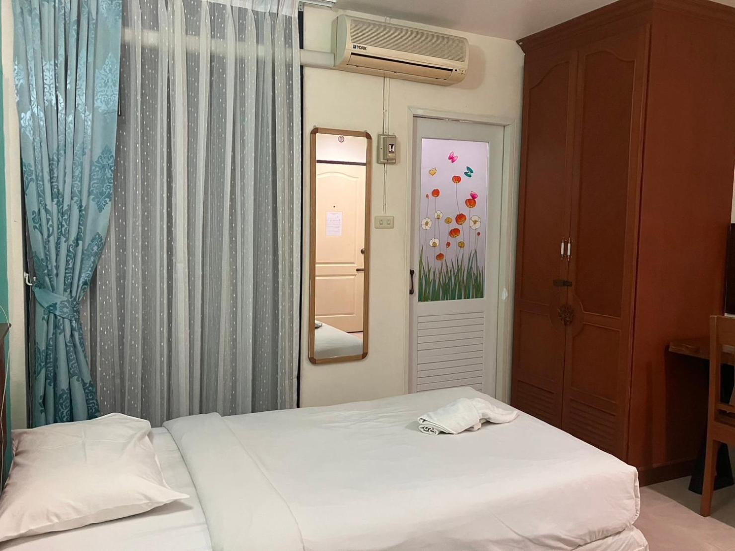 Hotel Md House Chiang Mai Esterno foto