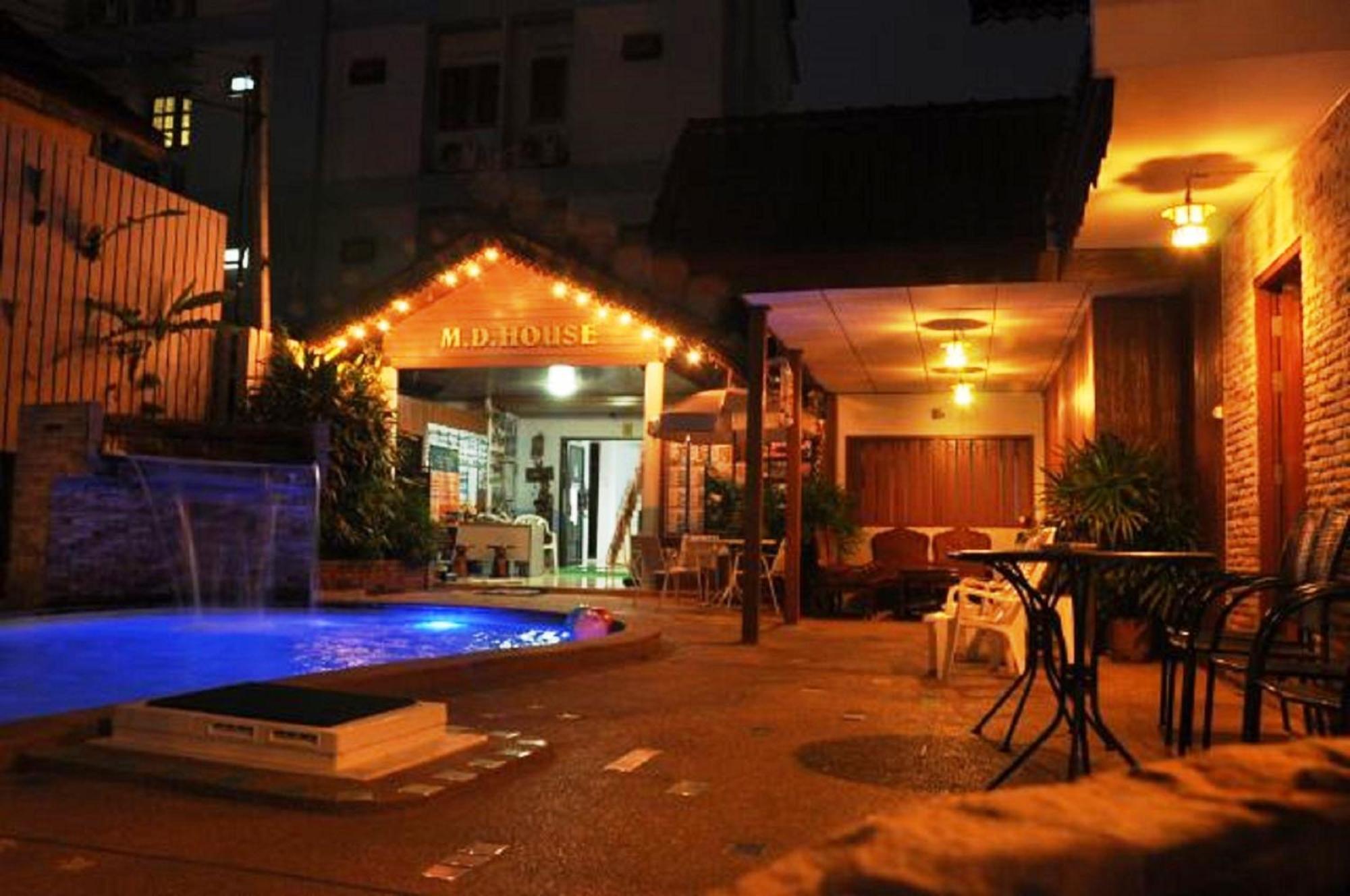 Hotel Md House Chiang Mai Esterno foto