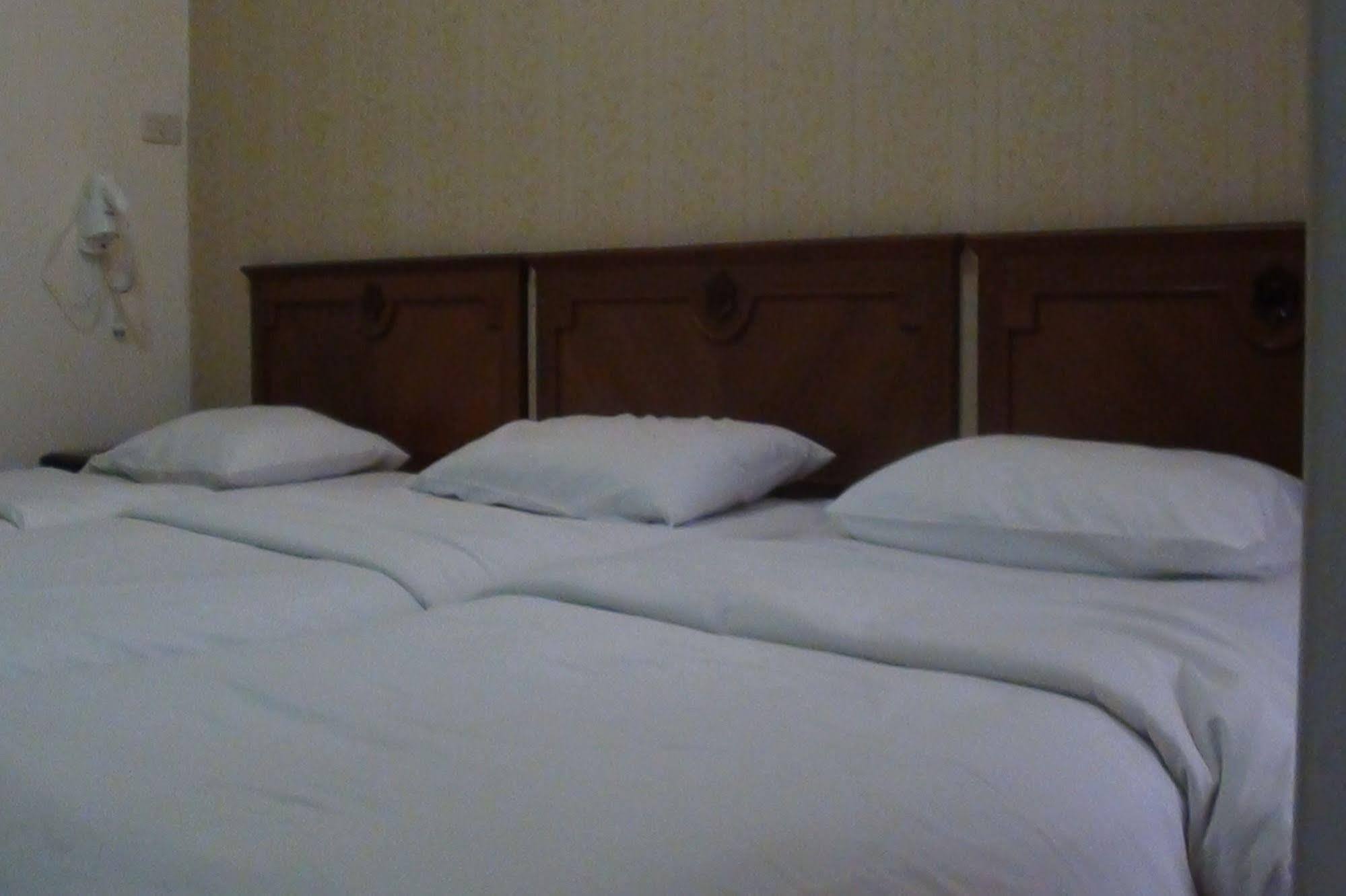 Hotel Md House Chiang Mai Esterno foto